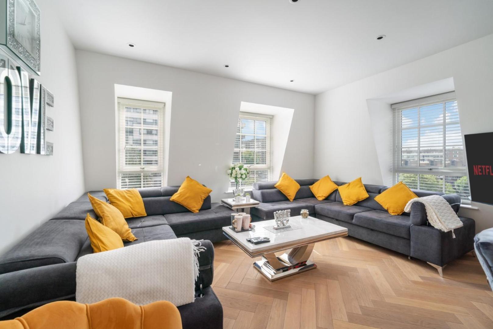 Elegant 3-Bedroom Penthouse In Marble Arch 70 London Exterior photo