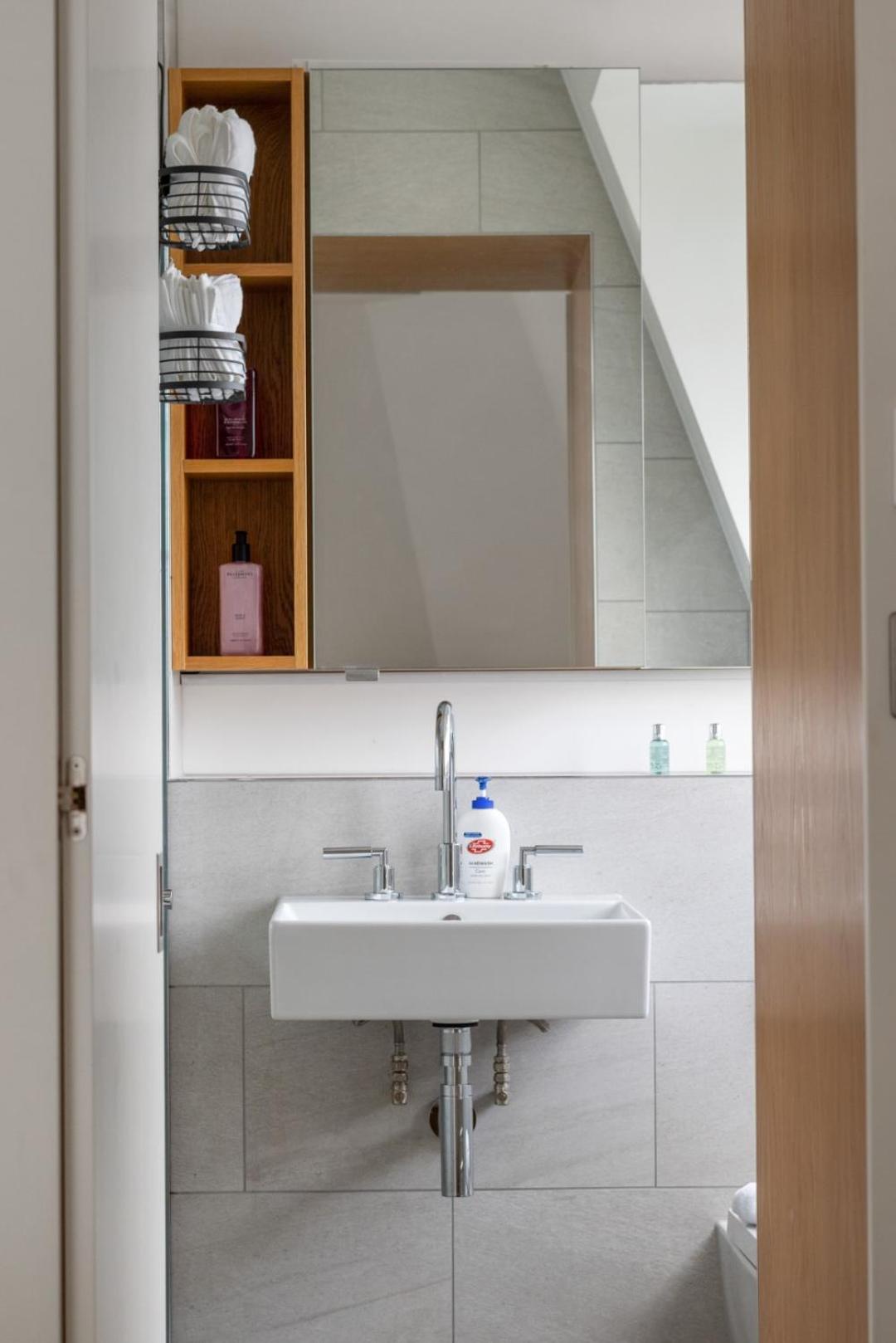 Elegant 3-Bedroom Penthouse In Marble Arch 70 London Exterior photo